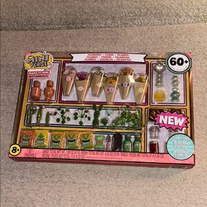 NWT never opened Mini VERSE Make It Mini Botanicals Playset - Multicolor